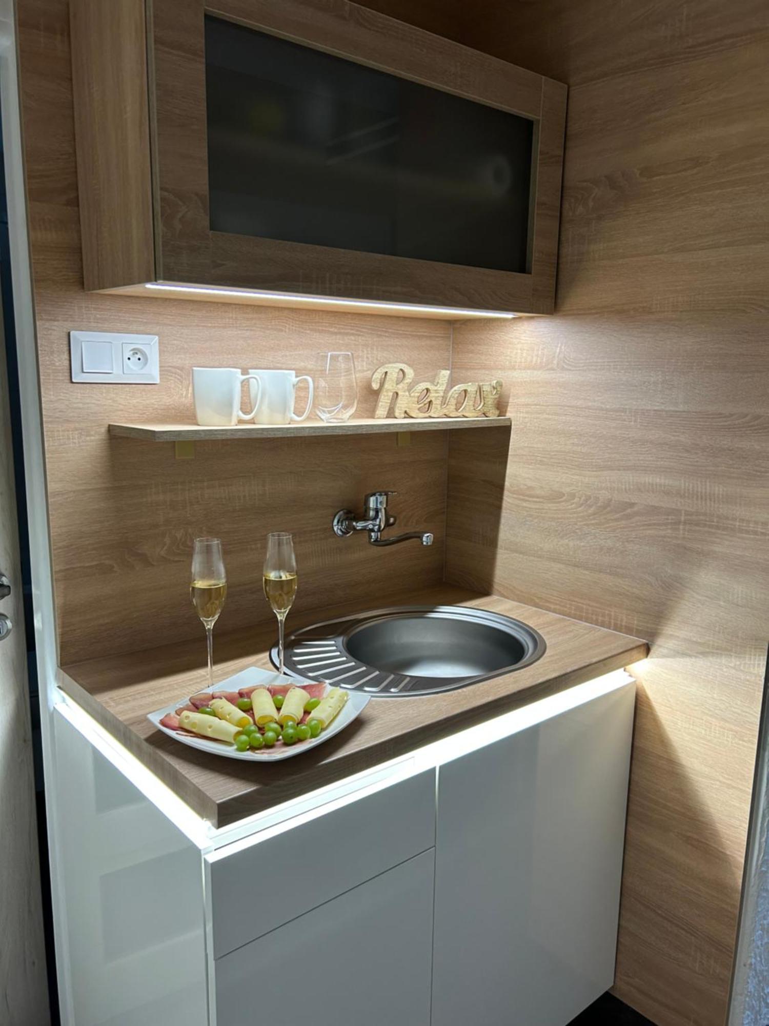 Komfortny Apartman So Zahradou A Sukromnym Parkoviskom-Nonstop Check-In Μπάνσκα Μπίστριτσα Εξωτερικό φωτογραφία